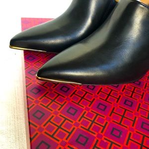 Tory Burch Lila Bootie, black leather, size 10.5